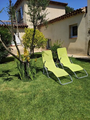 Property grounds - Villa Très Calme (Saint-Raphaël)