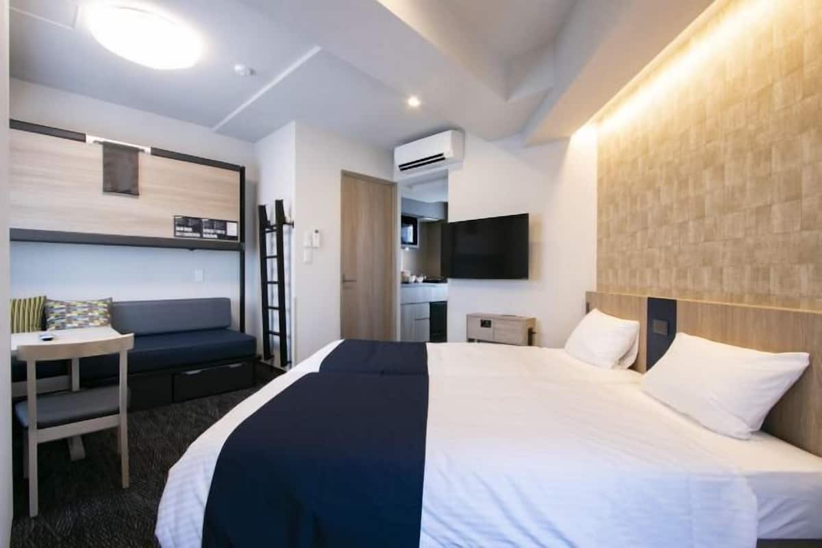 Down duvets, in-room safe, blackout curtains, iron/ironing board