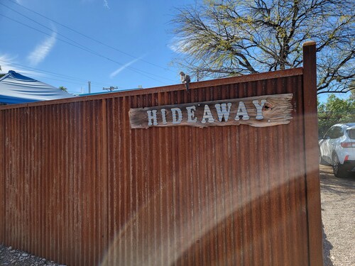 Arizona Hideaway, near the U of A