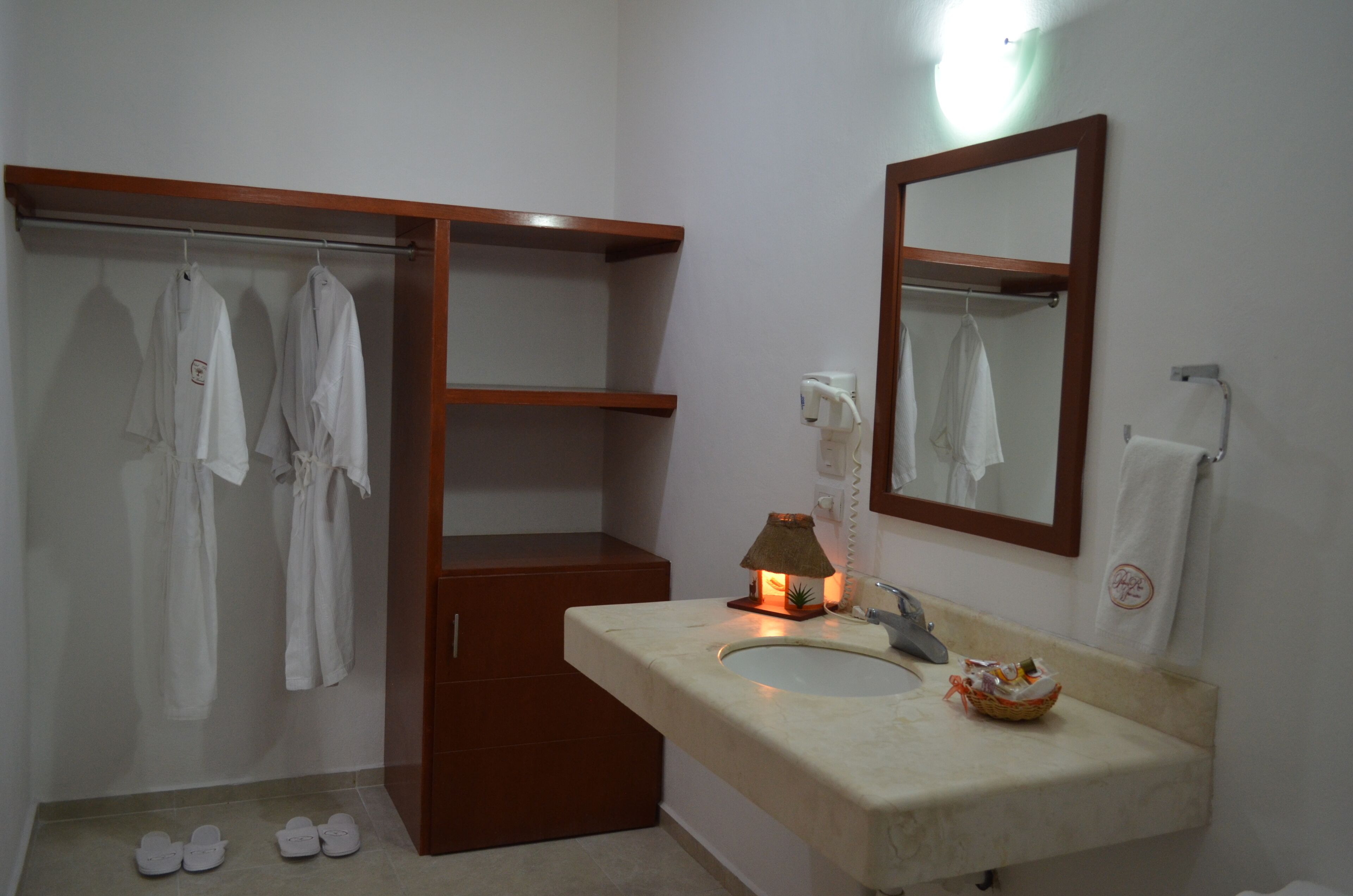 Photo - Hotel Real Mercedes