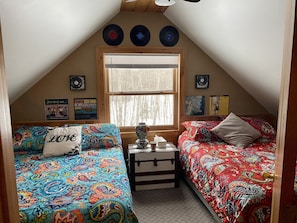 6 habitaciones, wifi gratis y ropa de cama