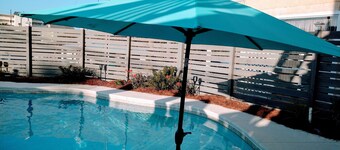 PVT POOL, 2 Br 1 Ba Apt. 1 Street Fr. bch. July special 50%off golfcart.