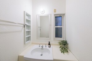 Hair dryer, towels - Rental Villa No 560 LDK 12 tatami mats  Western / Yama-gun Fukushima (Yama-gun)