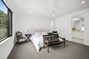 3 bedrooms, iron/ironing board, WiFi - Punt Road Beach House (Barwon Heads)