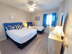 Condo, 2 Bedrooms