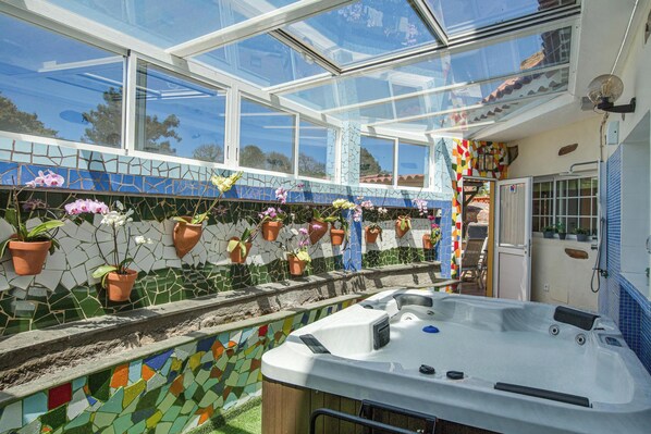 Interior - Finca "La Acequia" with Whirlpool, Fast Wi-Fi, Terrace & Garden (Valleseco)