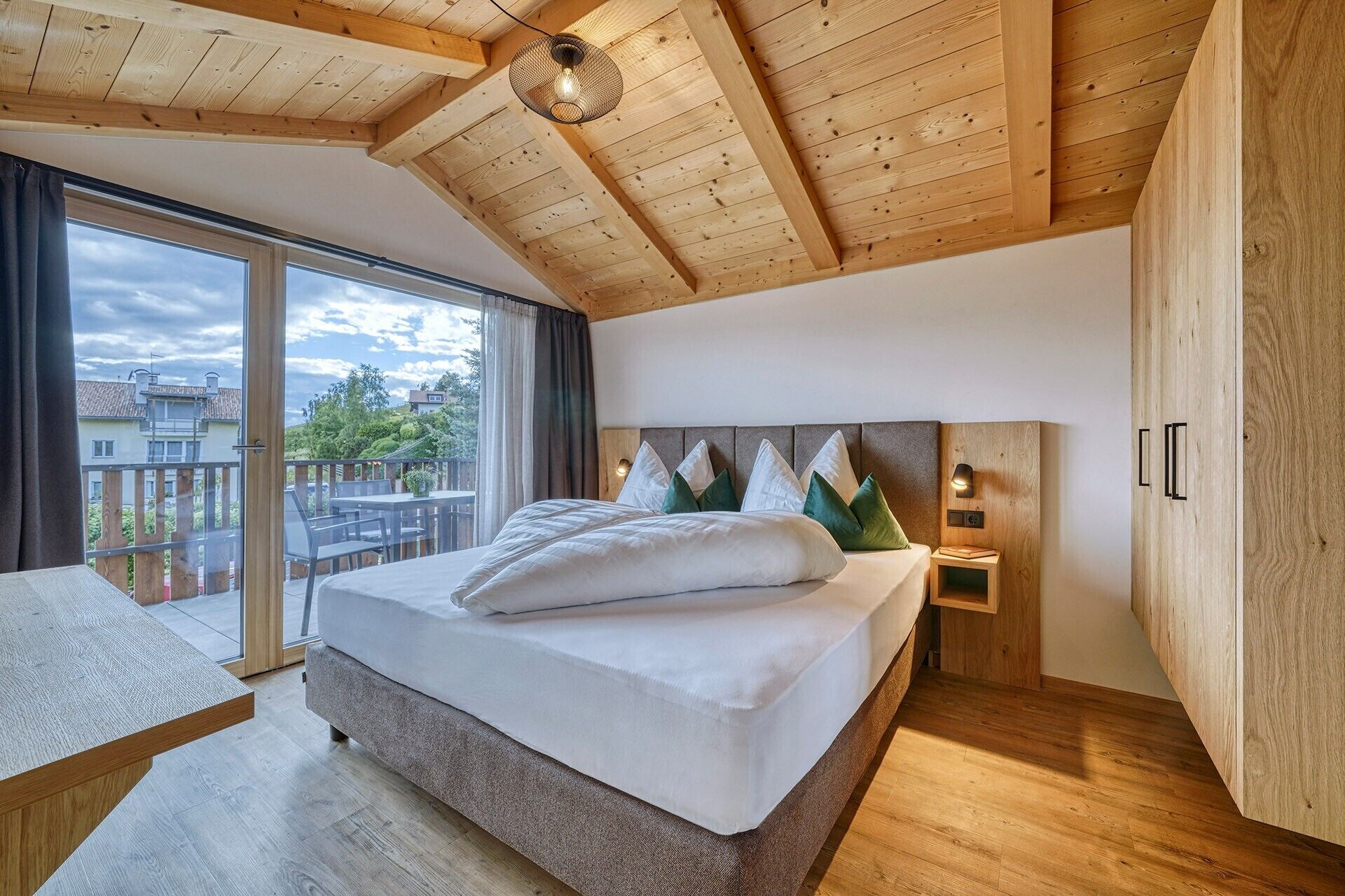 1 chambre, fer et planche à repasser, Wi-Fi gratuit, draps fournis