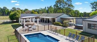 auto Lovedale Lodge- contenait cottages