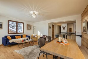 Living and dining room