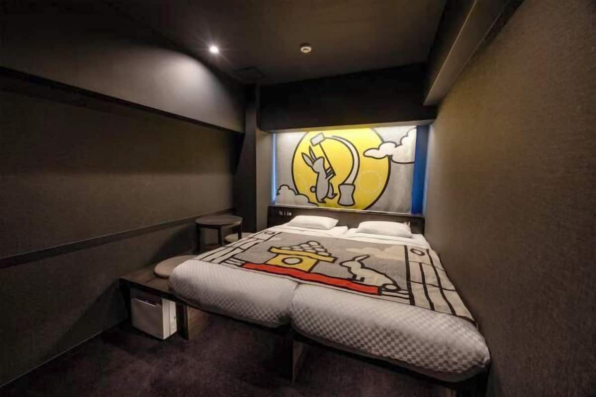 Individually decorated, iron/ironing board, free WiFi, bed sheets