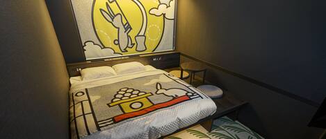 Individually decorated, iron/ironing board, free WiFi, bed sheets