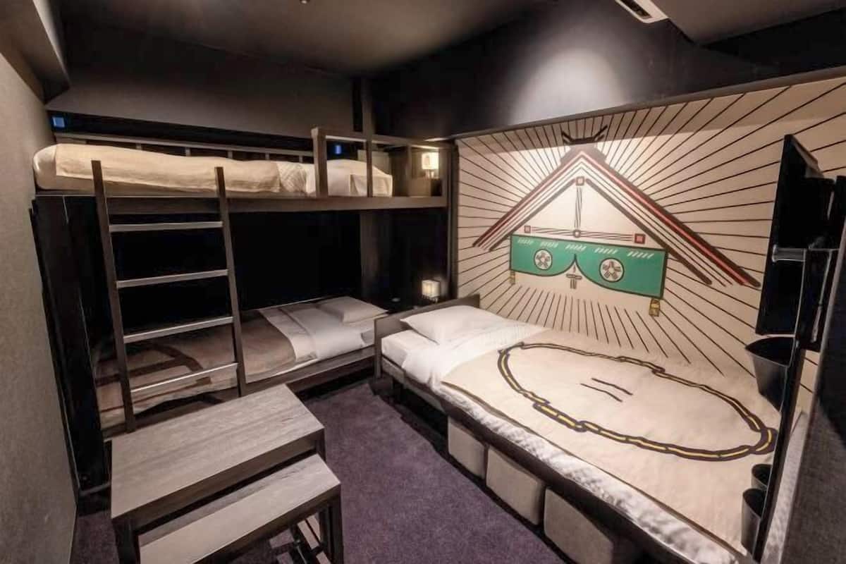 Individually decorated, iron/ironing board, free WiFi, bed sheets