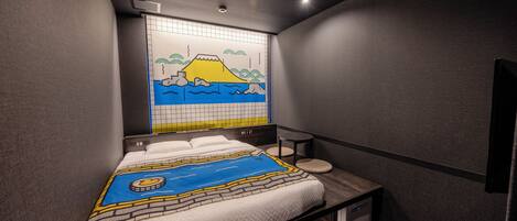 Double Room, Non Smoking | Individually decorated, iron/ironing board, free WiFi, bed sheets