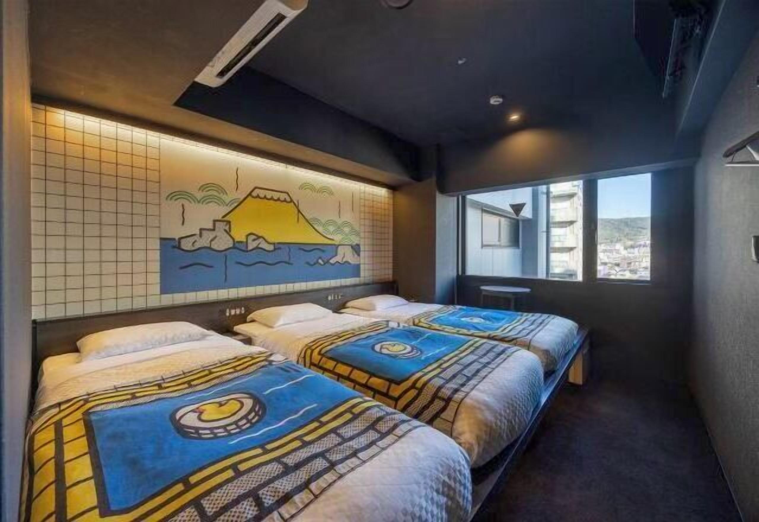 Individually decorated, iron/ironing board, free WiFi, bed sheets