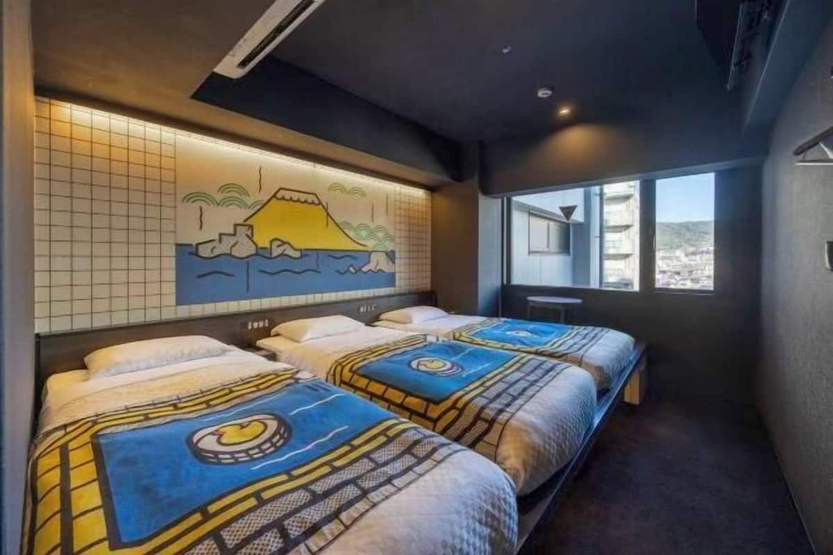 Individually decorated, iron/ironing board, free WiFi, bed sheets