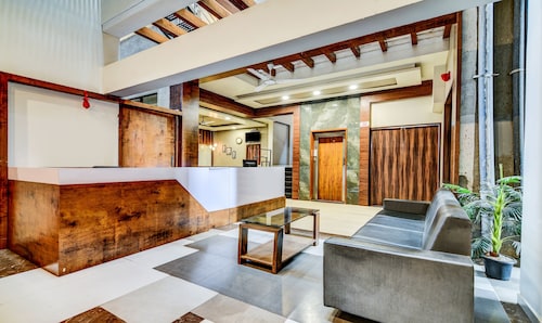 Treebo Shree Sai Suites - 2km from Mahalaxmi Temple