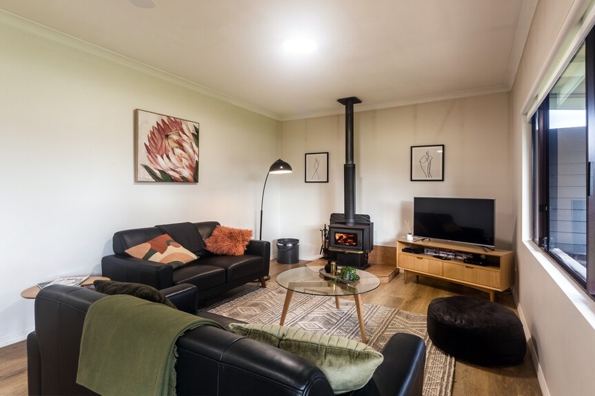 Modern Cottage With Gorgeous Rural Views 15 Mins From Denmark Town - Western Australia