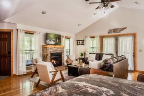 Smart TV, fireplace, video games, DVD player