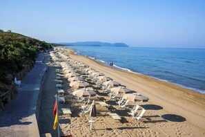 Beach nearby, beach towels