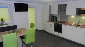 Fridge, microwave - Holiday apartment 2 1 - Holiday home Sporer (Iselsberg)