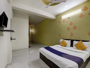 Deluxe Double Room | Free WiFi