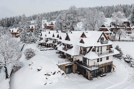 Fachada da propriedade. Sun & Snow Kościelisko Królewska