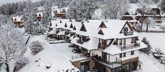 ซัน แอนด์ สโนว์ โคซีเอลิสโก ครอเลวสกา