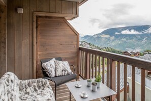 Apartment | Balcony - Mammoth Lodge by Alpine Resorts (Courchevel)