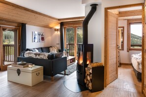Apartment | Living area