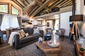Chalet supérieur | Aire de séjour