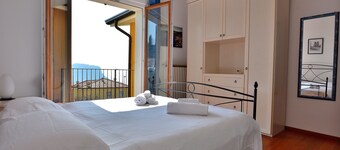 Orange Apartment In Marciaga di Costermano