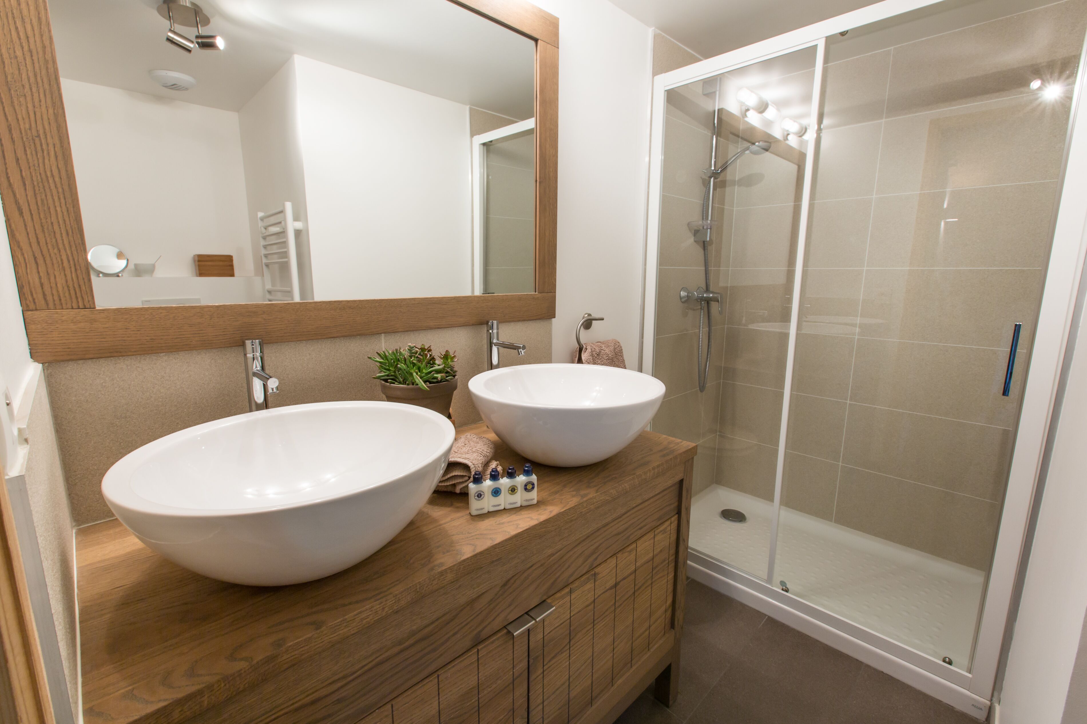 Apartemen | Kamar mandi | Pengering rambut
