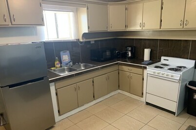 Perfect Location! 1 Bed/ 1 Bath Chalan Pago Guam