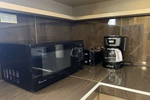 Perfect Location! 1 Bed/ 1 Bath Chalan Pago Guam