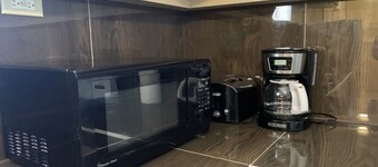 Perfect Location! 1 Bed/ 1 Bath Chalan Pago Guam