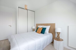 2 chambres, fer et planche à repasser, Wi-Fi gratuit