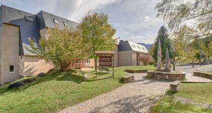 Val Louron, 15-pers. apartment near slopes