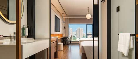 Room, 2 Single Beds | Bathroom