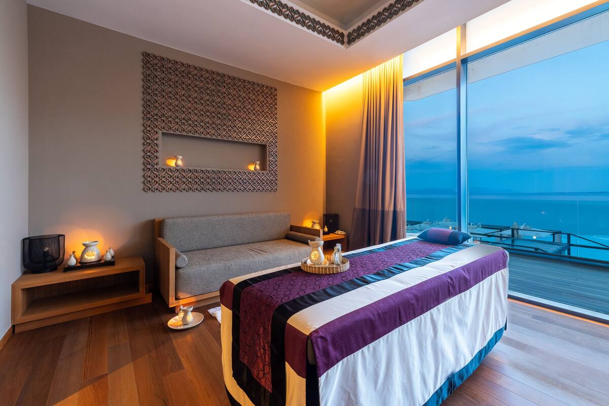 couples treatment room(s), sauna, steam room, turkish bath/hammam