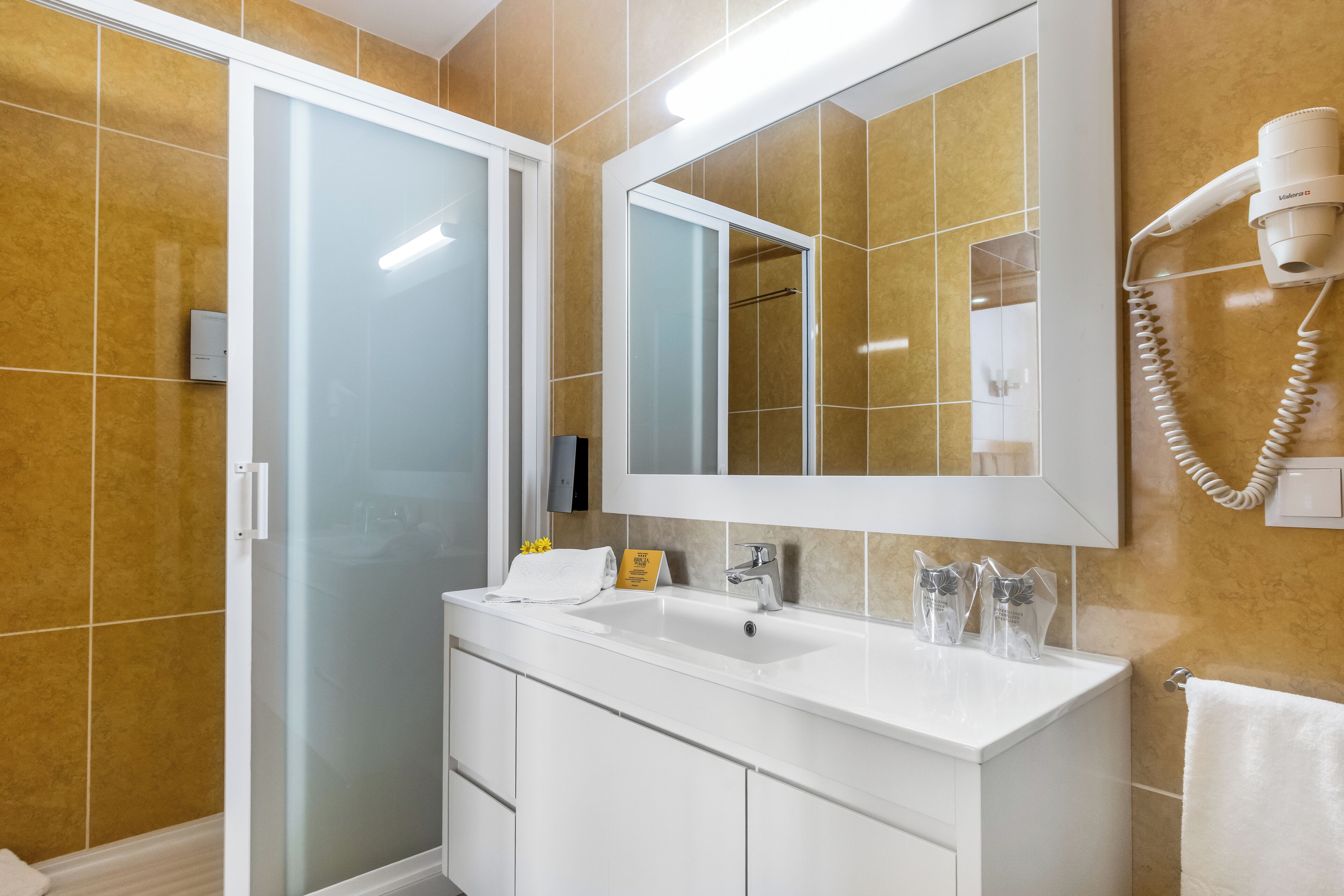 Dreibettzimmer | Badezimmer