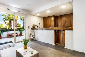 Reception - Hotel Rural Brícia du Mar (Lagoa)