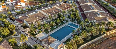 منظر من الجو على ارتفاع عالٍ