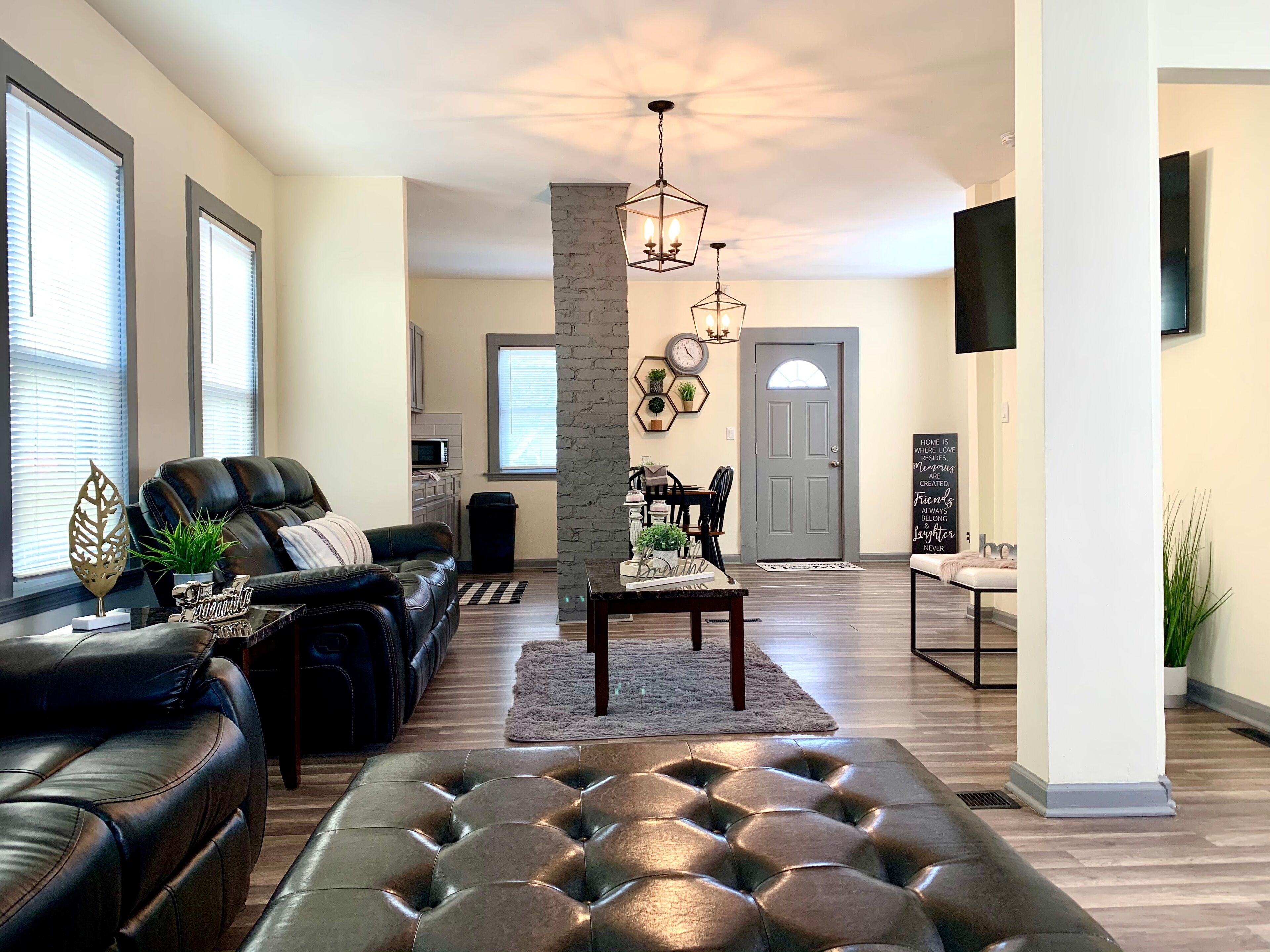 คลาสสิกวิลล่า | โต๊ะทำงาน, ห้องเก็บเสียง, Wi-Fi ฟรี