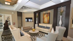 Living area - Solterra Resort Pool & Spa, Games Room, Lake View & Extensive Resort Amenities (Davenport)