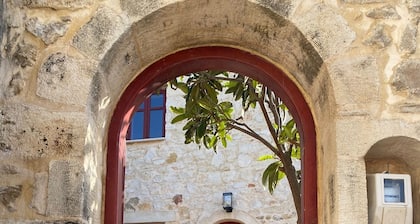 La Perla de Maroulas
