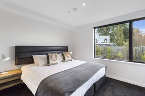 2 bedrooms, desk, iron/ironing board, travel cot