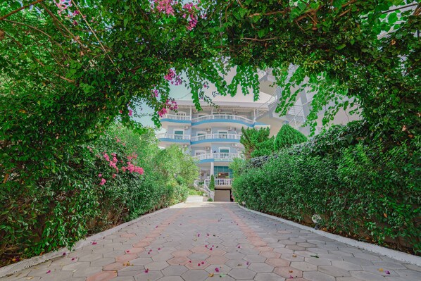 Entrée de l’hébergement