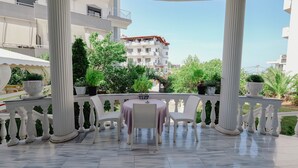 Balcony - Divo Palace Hotel (Ksamil)