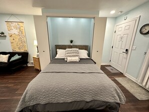 1 chambre, fer et planche à repasser, Wi-Fi gratuit, draps fournis