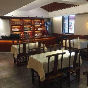 Dining - James Joyce Coffetel (Xi'an)